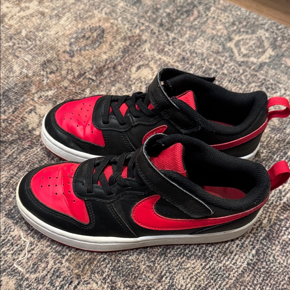 Nike Kids Red and Black Court Borough Low